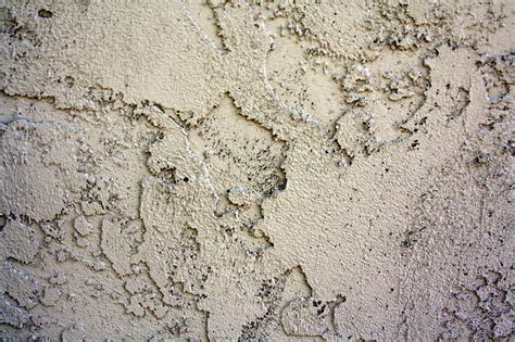 Stucco Bubbling and Cracking