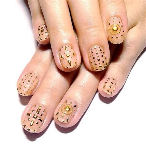 stud nail art designs