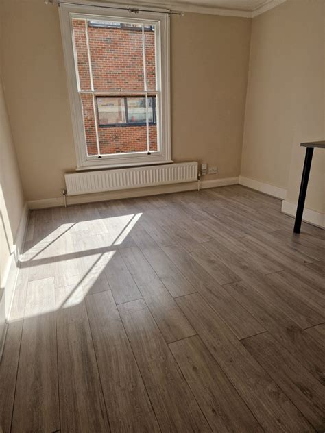 Studio Flat In Gravesend