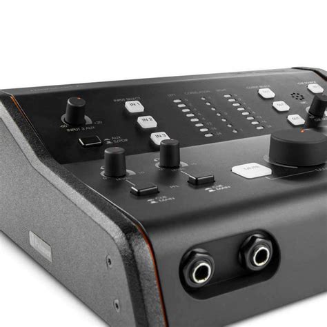 Studio Monitor Controller With Remote