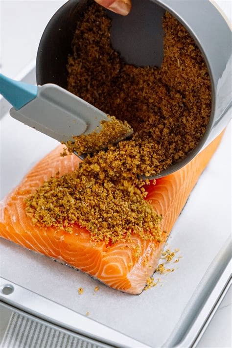 Stuffed Salmon With Bread Crumbs