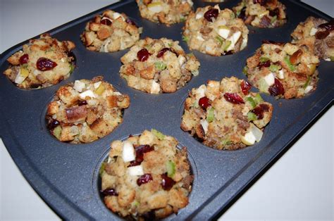 stuffin young 5 muffins