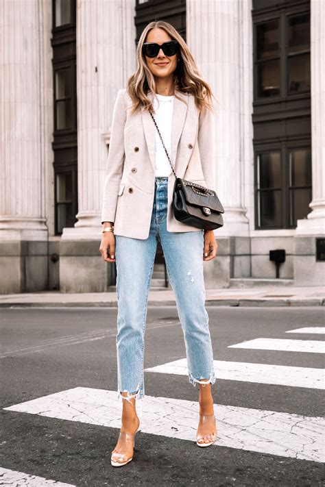 Styling Beige Blazer