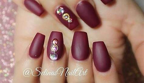 Stylish Winter Nails To Elevate Your Look