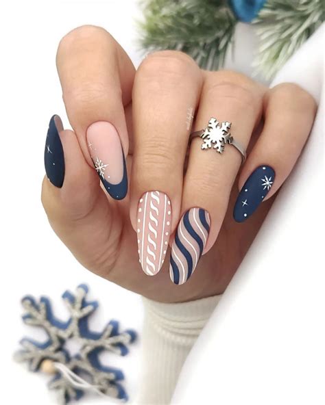 Subtle Christmas Nails Navy