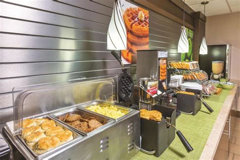 Subway Breakfast Hours When Can You Get a Breakfast Sub?