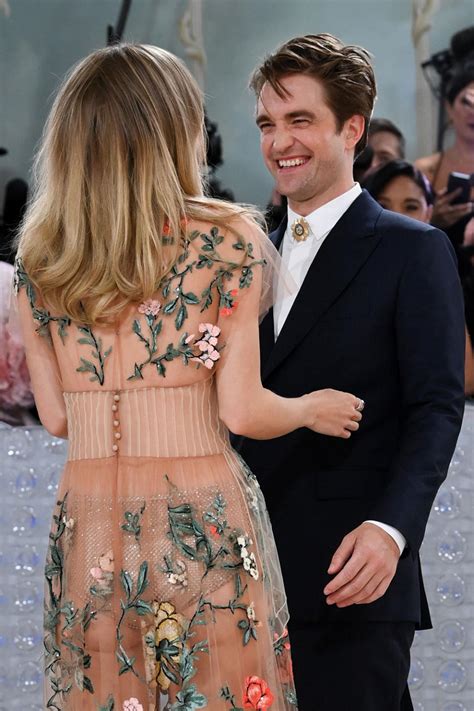 suki waterhouse robert pattinson split