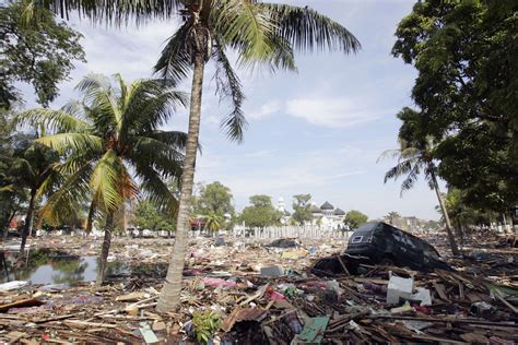 sumatra indonesia tsunami facts