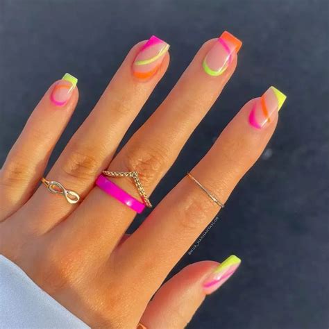 summer nails square bright