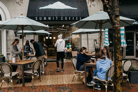 summit coffee franchise