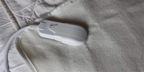Can You Wash Sunbeam Electric Blankets In The Washing Machine? WashTheory