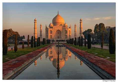 sunrise at Taj Mahal