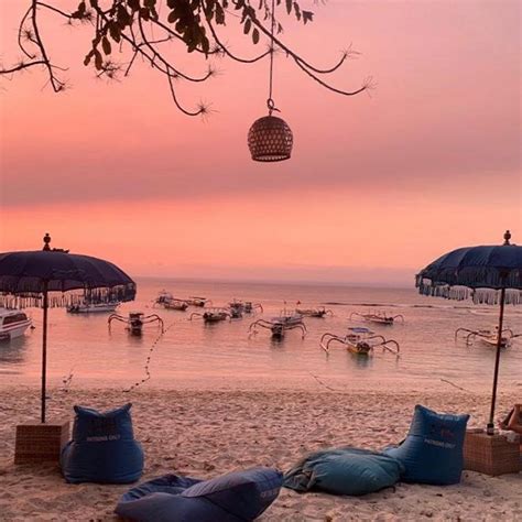 Sunset Beach Lembongan