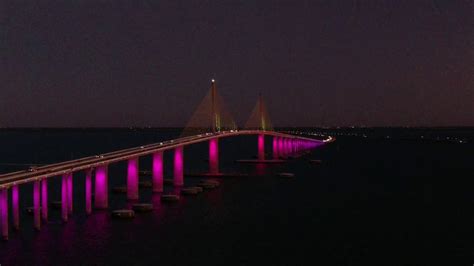 sunshine skyway bridge at night
