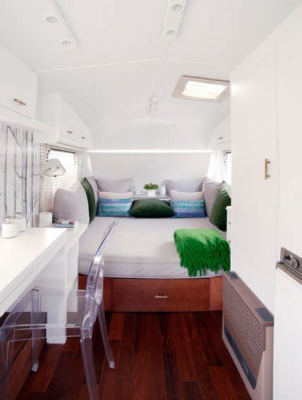 55 Cool Campers Interior Design Ideas Caravan interior, Camper