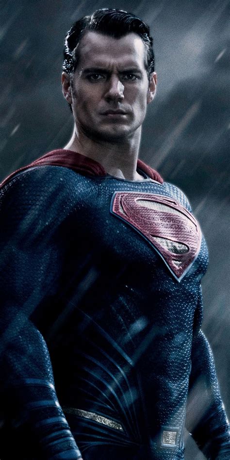 superman com henry cavill