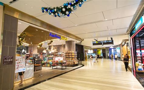 supermarket at changi airport