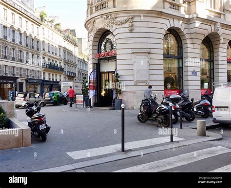 supermarket monoprix paris rue de bac