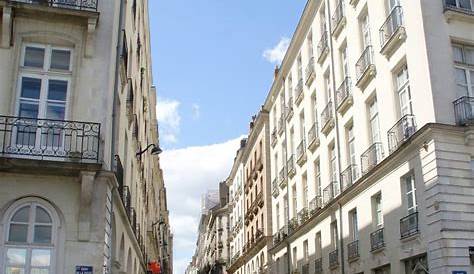 Nantes les fanions de la rue JeanJacques Rousseau vont