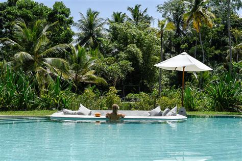 surf and yoga retreat sri lanka