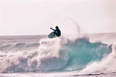 Surfing Organizations