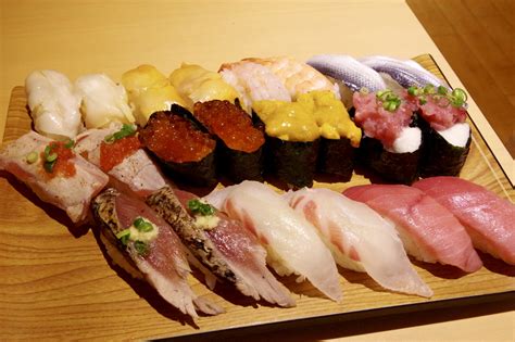 Sushi in Japan Proper Way