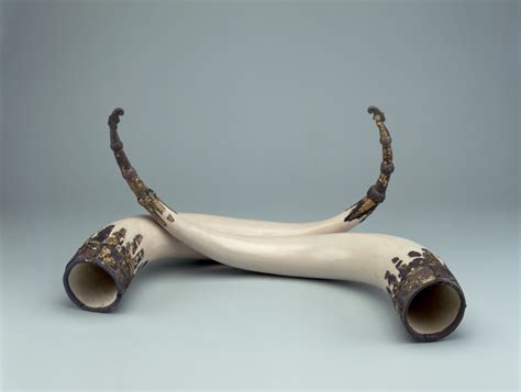 sutton hoo drinking horn