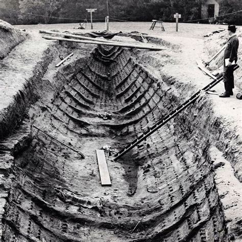 sutton hoo treasure edith