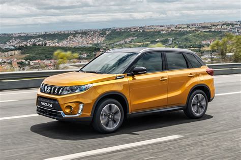 suzuki vitara hybrid km 0 cambio automatico