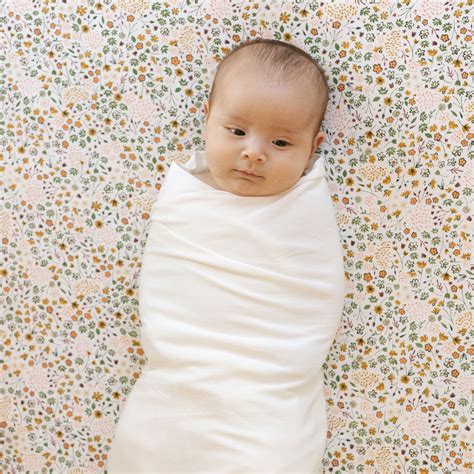 Swaddle Blanket Stretch