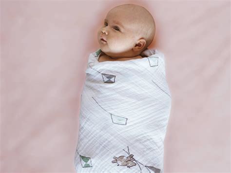 Swaddle Using Blanket