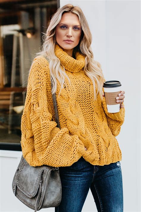Casual Style Outfit For Ladies Over 30 Oversized Sweater, Skinny Jeans