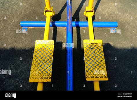 Swings Exercise Machine