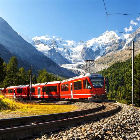 swiss alps train tours from zurich