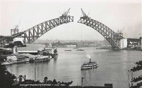 sydney harbour bridge building