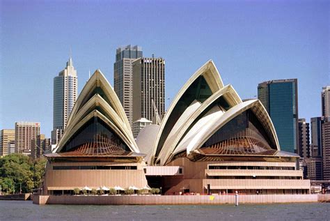 sydney opera house architectural style