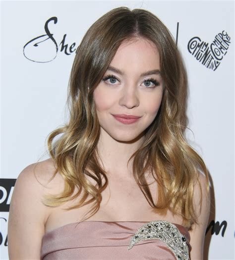 sydney sweeney hair color