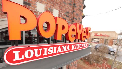 CHICKEN CENTRAL Popeyes faces stiff neighborhood competition