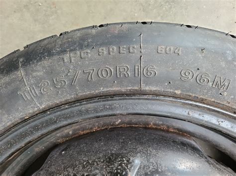 t125 70r16 spare tire