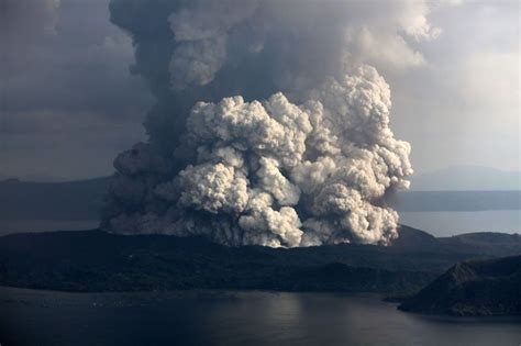 taal volcano eruption 2020 date
