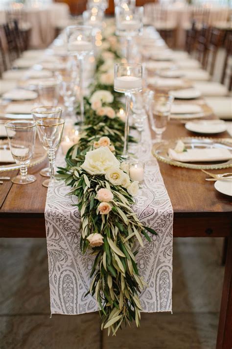 30+ Table Runners Wedding