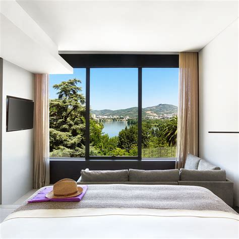 Tablet Hotels Douro