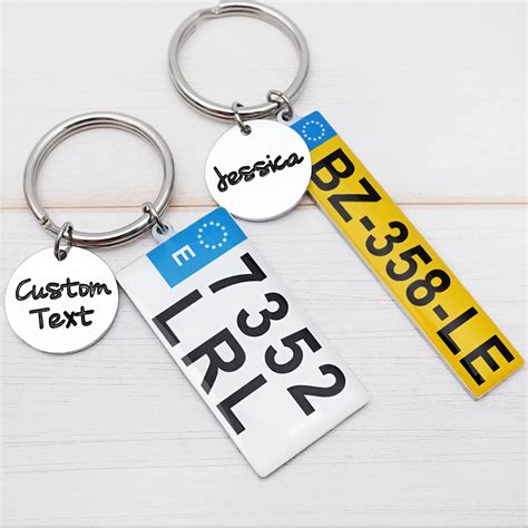 Tag Keychain Car