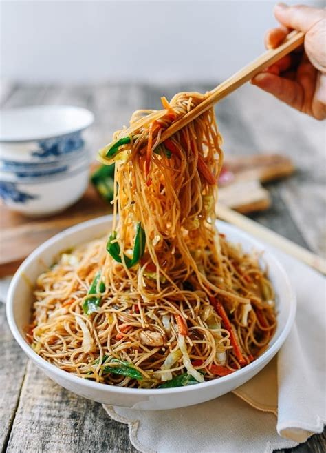 taiwanese mei fun noodles