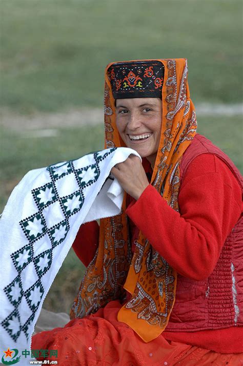 tajik people in china