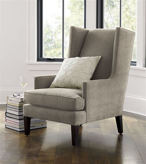 The Benefits Of Using A Tall Living Room Chair