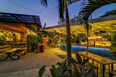 Discover Tamarindo's Culinary Treasures: Top Restaurants You Must Try