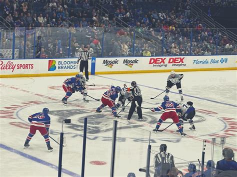 tampa bay lightning ice hockey game 5