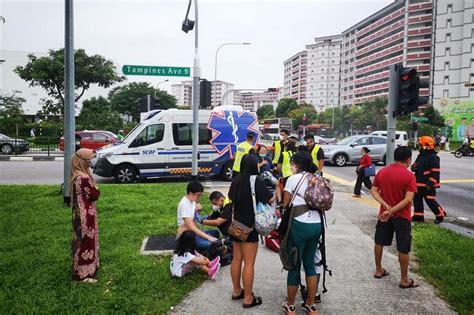 tampines accident mercedes driver