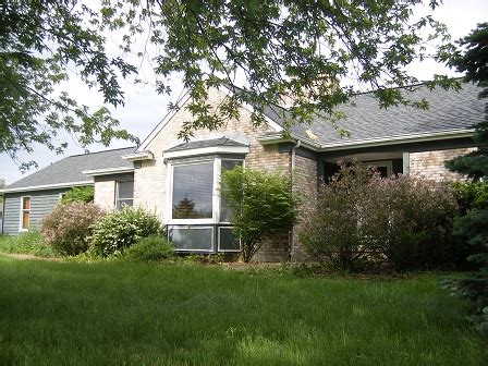 Tanglewood Dr St Charles